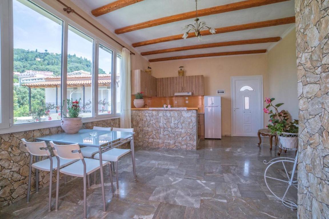 Apartament Efi